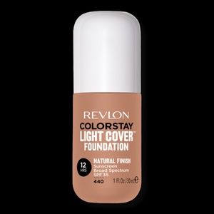 ColorStay Light Cover Liquid Foundation in 440 Caramel